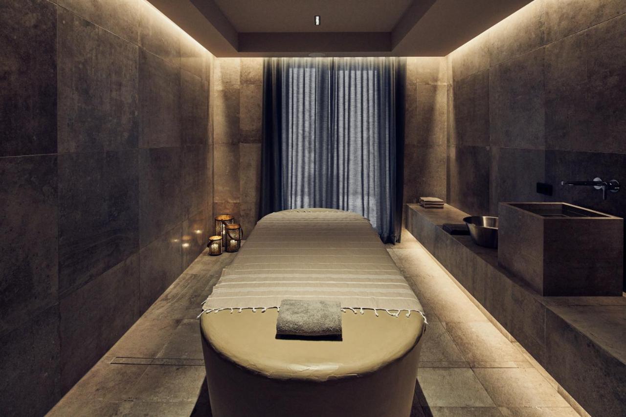 Falkensteiner Hotel Kronplatz - The Leading Hotels Of The World (Adults Only) Riscone Kültér fotó Spa treatment room