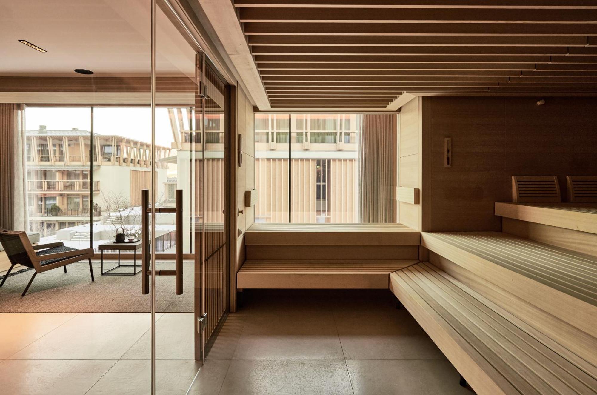 Falkensteiner Hotel Kronplatz - The Leading Hotels Of The World (Adults Only) Riscone Kültér fotó Interior of the hotel